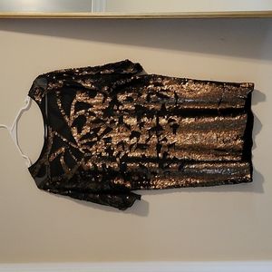 🚨⚡️(flash sale)⚡️🚨--French Connection Sequin Dolman dress